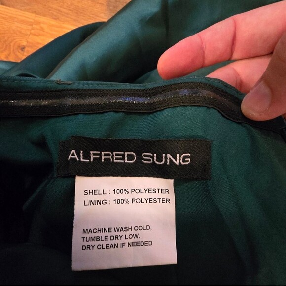 Alfred Sung D699 Satin Sleeveless Gown Hunter Green NWOT Sz 8 Regular - Picture 7 of 8